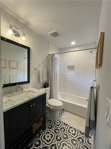 1806 Haskell 2, Austin, TX 78702