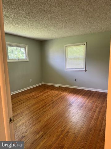 159 MILL RD, Swedesboro, NJ 08085