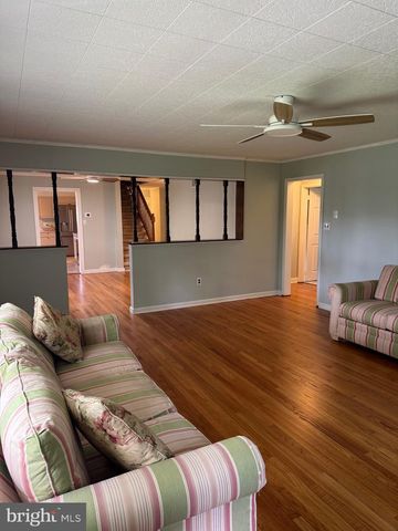 159 MILL RD, Swedesboro, NJ 08085