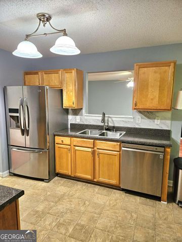 6978 Foxmoor Way, Douglasville, GA 30134