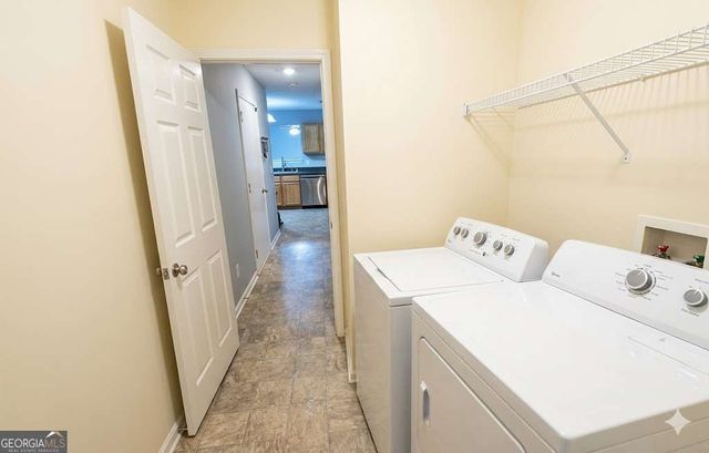 6978 Foxmoor Way, Douglasville, GA 30134