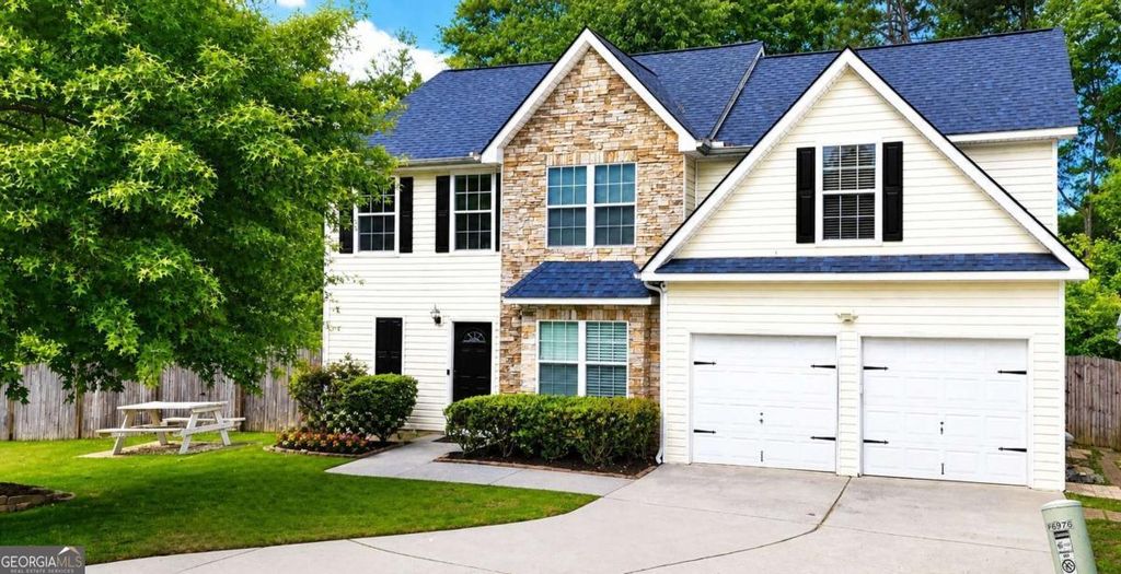 6978 Foxmoor Way, Douglasville, GA 30134
