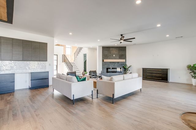 212 W Cottage Hill Parkway, Weston, TX 75009