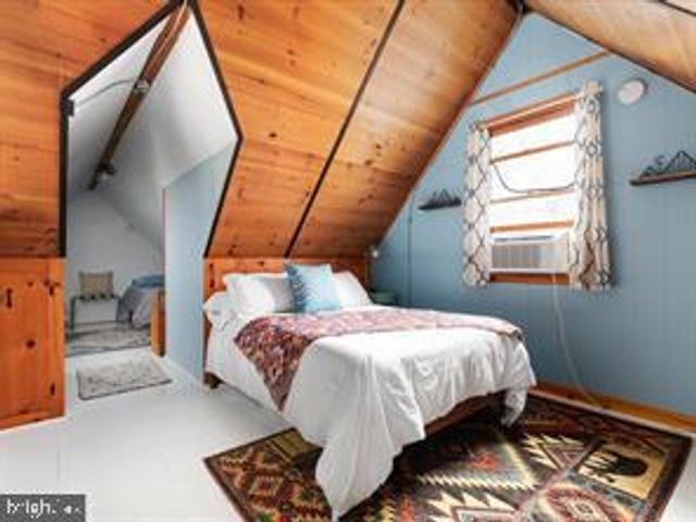 184 WHIPPOORWILL LN, Luray, VA 22835