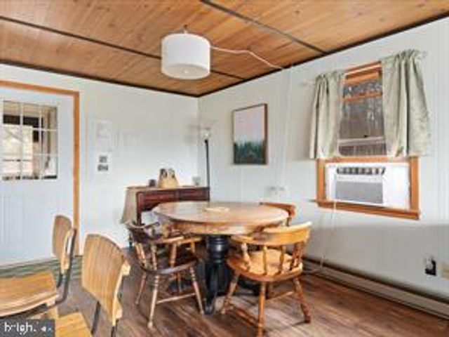184 WHIPPOORWILL LN, Luray, VA 22835