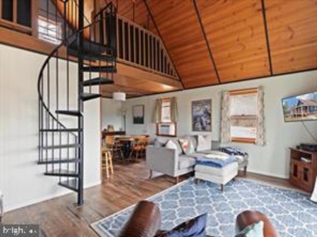184 WHIPPOORWILL LN, Luray, VA 22835