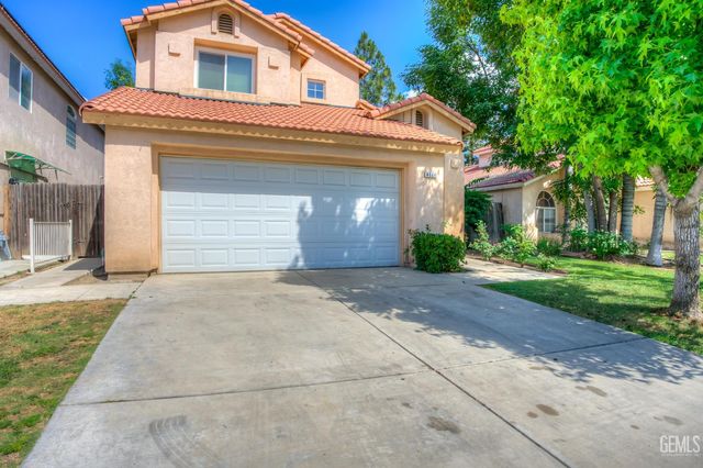 4004 Amur Maple Drive, Bakersfield, CA 93311