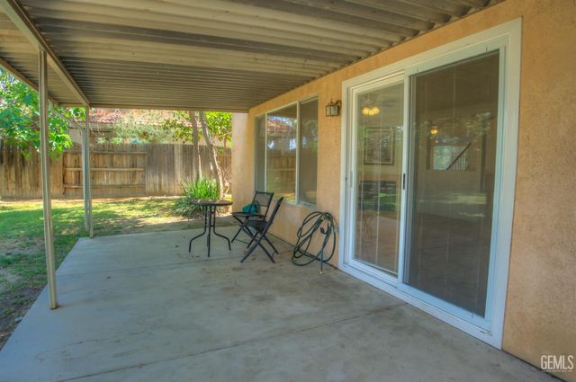 4004 Amur Maple Drive, Bakersfield, CA 93311