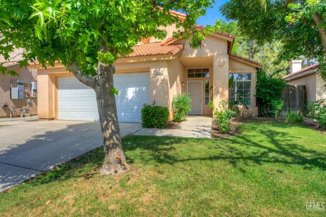 4004 Amur Maple Drive, Bakersfield, CA 93311