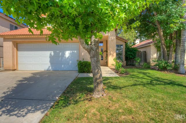 4004 Amur Maple Drive, Bakersfield, CA 93311