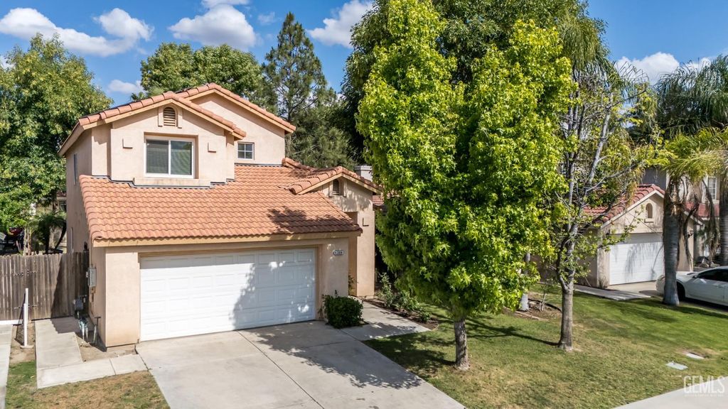 4004 Amur Maple Drive, Bakersfield, CA 93311