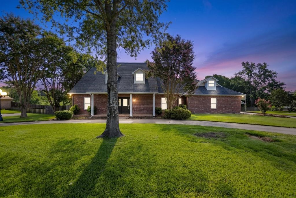 15050 Boaz Lane, Lindale, TX 75771