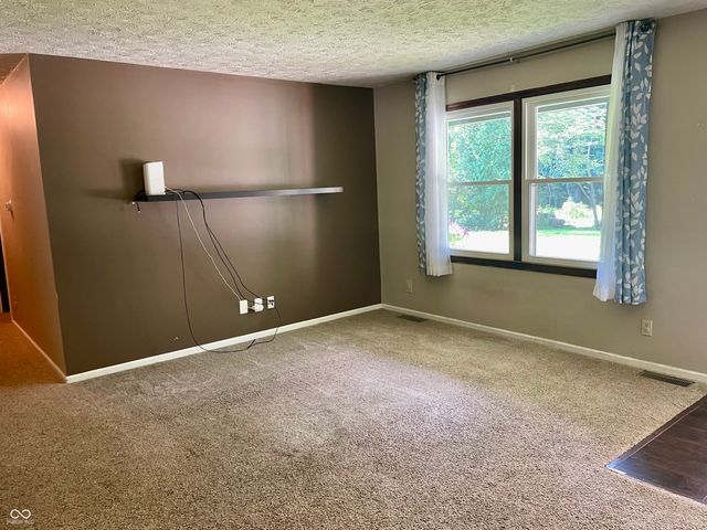 3812 E County Road 700 S, Cloverdale, IN 46120