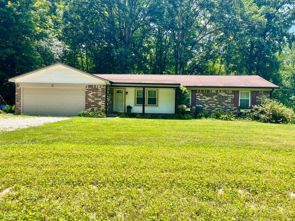 3812 E County Road 700 S, Cloverdale, IN 46120