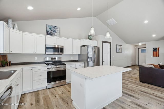 5830 W Irish DR, Rathdrum, ID 83858