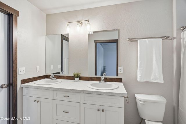 5830 W Irish DR, Rathdrum, ID 83858