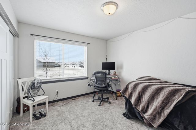 5830 W Irish DR, Rathdrum, ID 83858