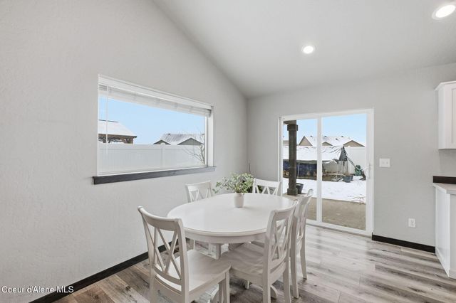 5830 W Irish DR, Rathdrum, ID 83858