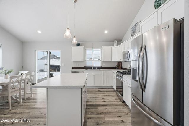 5830 W Irish DR, Rathdrum, ID 83858