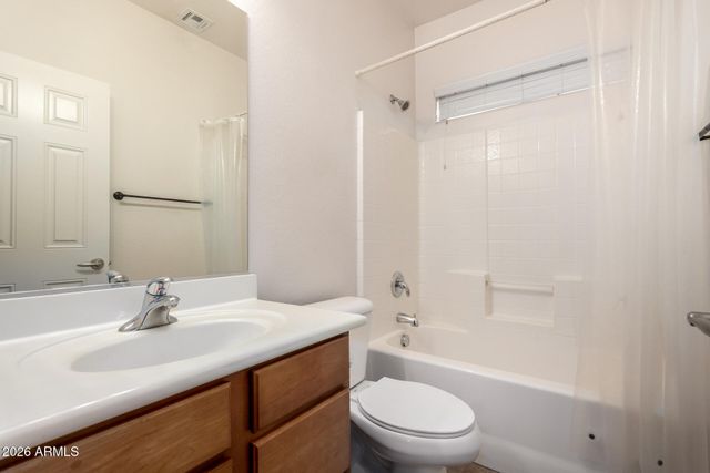 5427 W T RYAN Lane, Laveen, AZ 85339