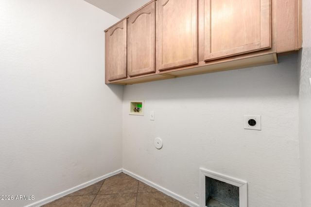 5427 W T RYAN Lane, Laveen, AZ 85339