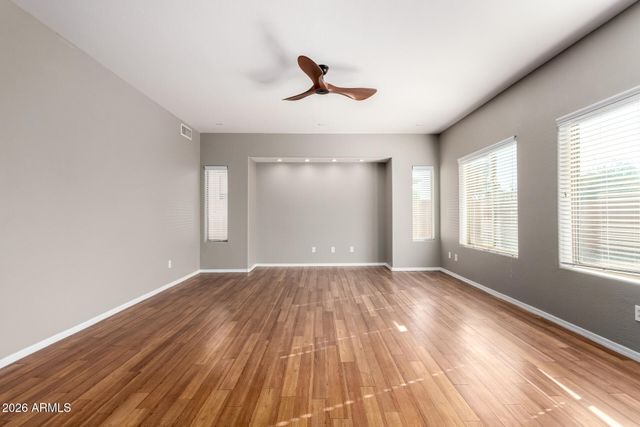 5427 W T RYAN Lane, Laveen, AZ 85339