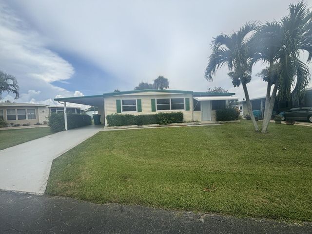 4435 Round Table Court, Boynton Beach, FL 33436