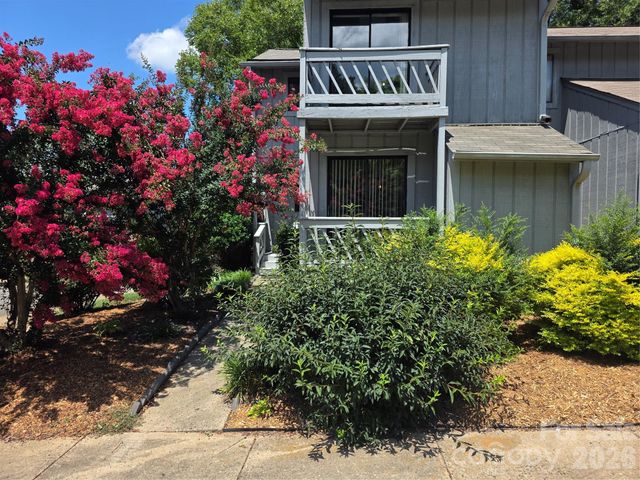 100 Willow Run Drive 22, Gastonia, NC 28056