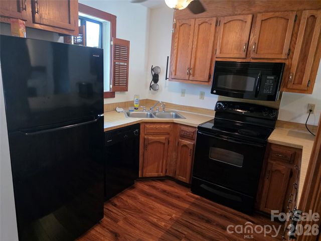 100 Willow Run Drive 22, Gastonia, NC 28056