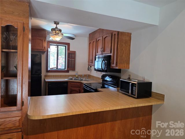 100 Willow Run Drive 22, Gastonia, NC 28056