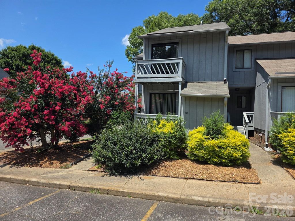 100 Willow Run Drive 22, Gastonia, NC 28056