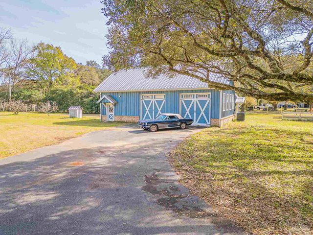 5570 N Blue Angel Pkwy, Pensacola, FL 32526