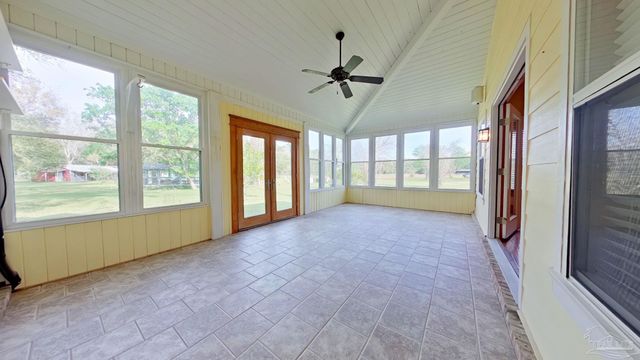 5570 N Blue Angel Pkwy, Pensacola, FL 32526