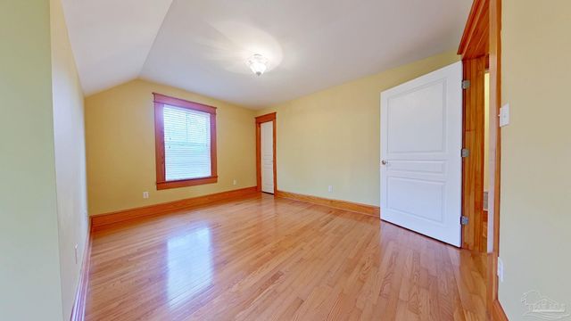 5570 N Blue Angel Pkwy, Pensacola, FL 32526