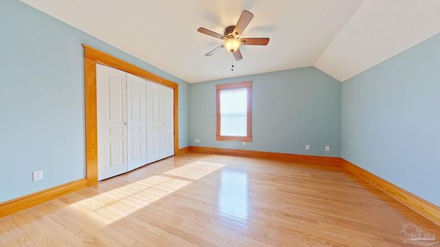 5570 N Blue Angel Pkwy, Pensacola, FL 32526