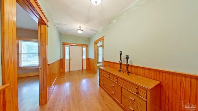 5570 N Blue Angel Pkwy, Pensacola, FL 32526