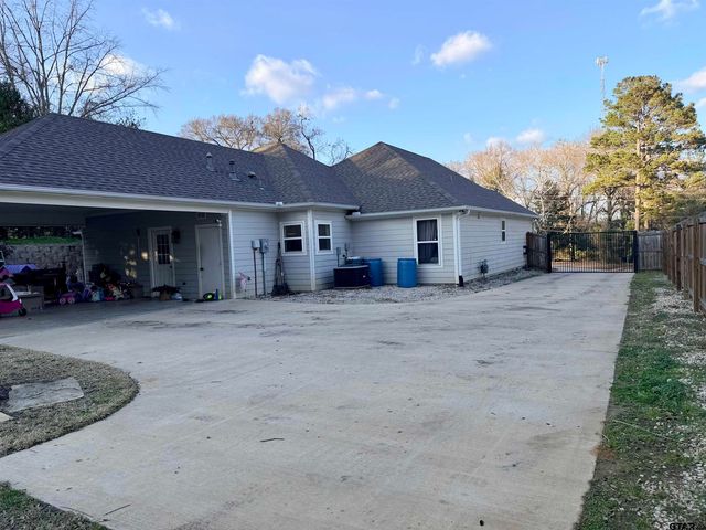 413 Dallas, Winona, TX 75792