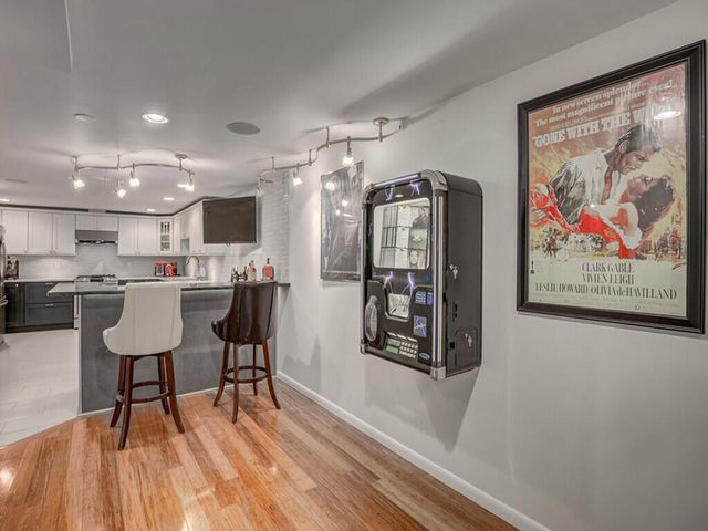 886 Squire Oaks Drive, Villa Hills, KY 41017