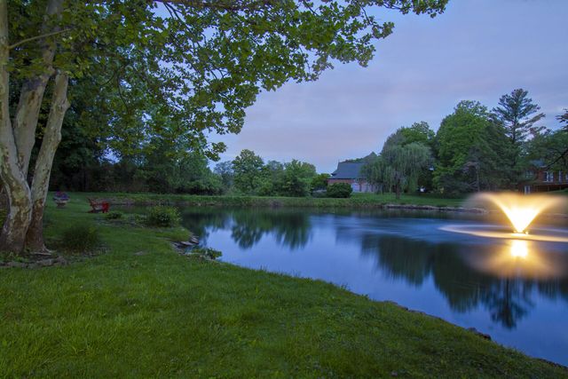 886 Squire Oaks Drive, Villa Hills, KY 41017