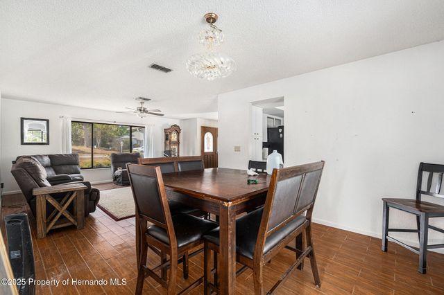 13445 Banner Road, Spring Hill, FL 34609