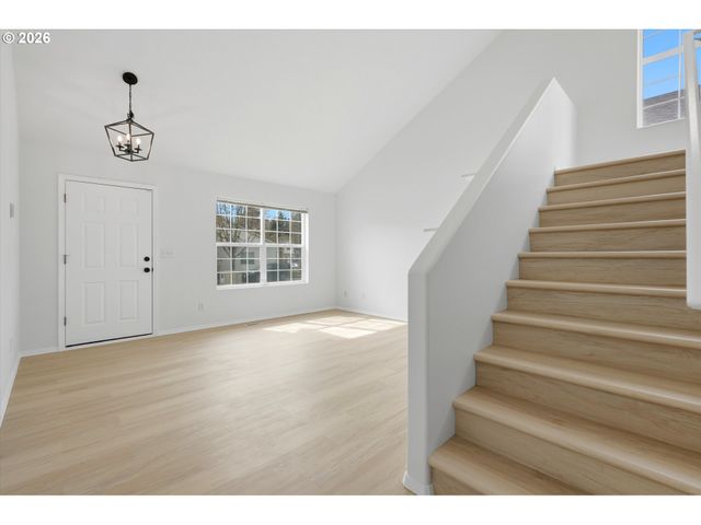 6959 Ne WILLOWGROVE St, Hillsboro, OR 97124
