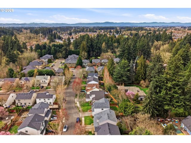6959 Ne WILLOWGROVE St, Hillsboro, OR 97124
