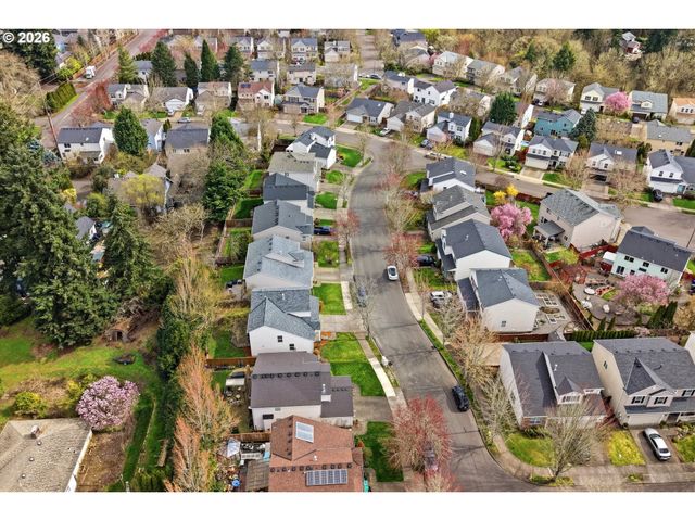 6959 Ne WILLOWGROVE St, Hillsboro, OR 97124
