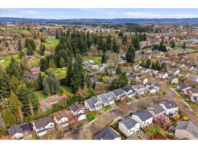 6959 Ne WILLOWGROVE St, Hillsboro, OR 97124