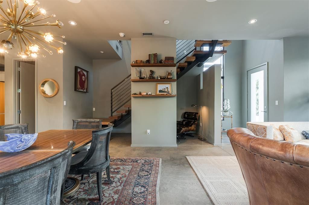 Image 20 of property listing at 1131 NW 56th Street B, Oklahoma City, OK 73118