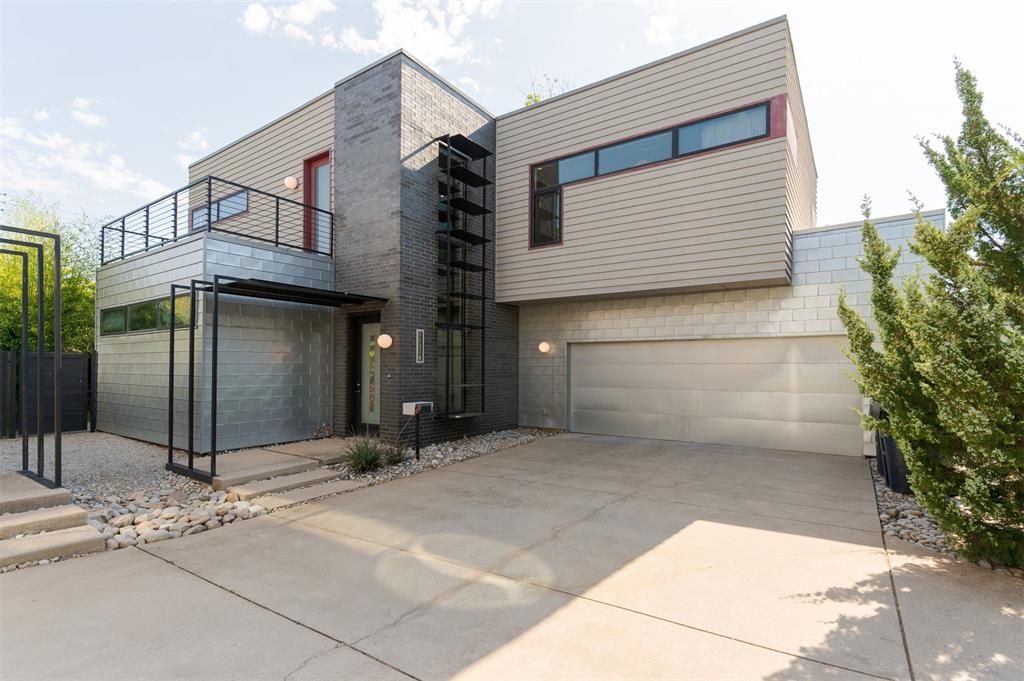 Image 9 of property listing at 1131 NW 56th Street B, Oklahoma City, OK 73118