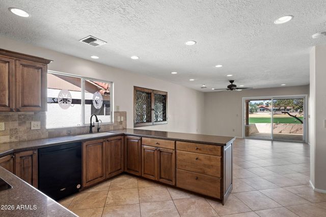 1555 LEISURE WORLD --, Mesa, AZ 85206