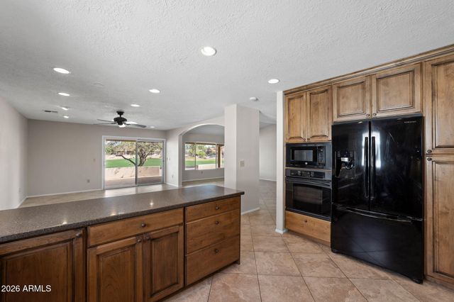 1555 LEISURE WORLD --, Mesa, AZ 85206