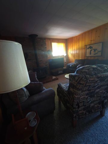 7840 Campbell Avenue, Hale, MI 48739