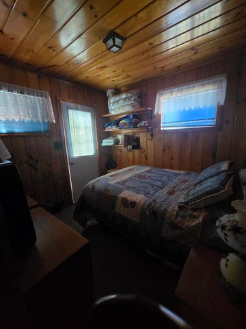 7840 Campbell Avenue, Hale, MI 48739